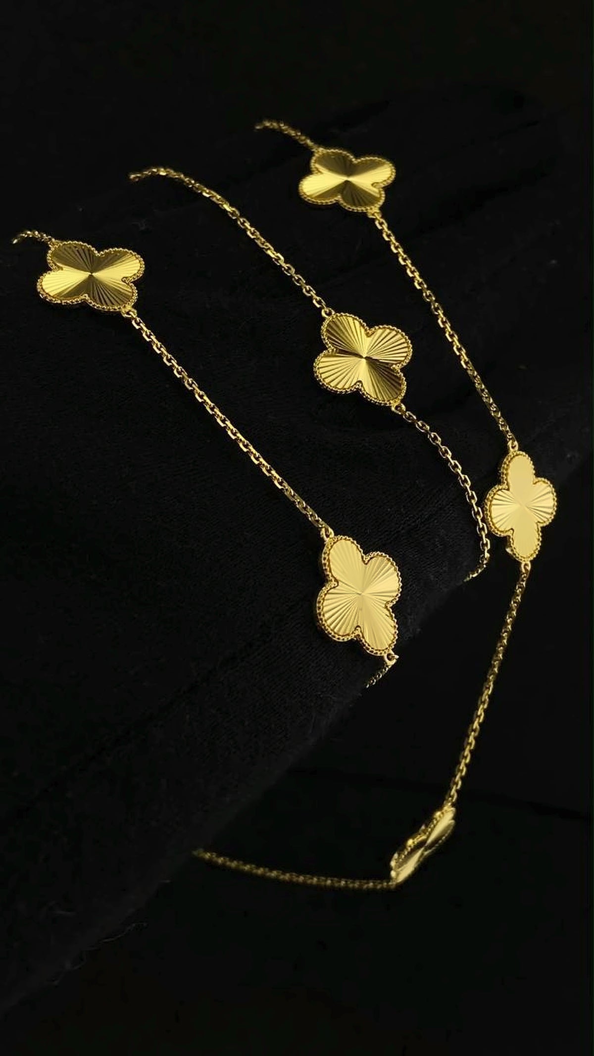 Cadena Trébol 18K
